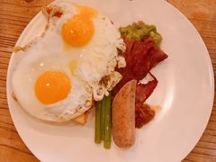 -Common Table · Brunch & Coffee