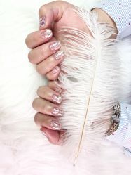 -Pink You美甲美睫纹绣定制中心