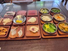 -银米·云南传统过桥米线(双廊黑金冠店)