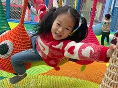 -蒙特利亲子乐园