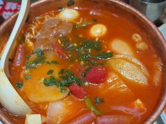 -成都你六姐·牛肉冒菜(信泰中心商场店)