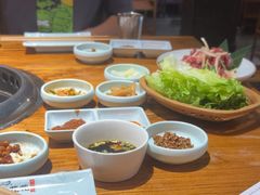 -小花花炭火烤肉·十五年延吉风味(左家庄店)