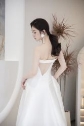 -南京宝娜嫁衣婚纱礼服馆(中央路店)