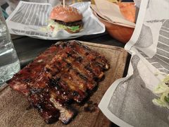 -Ribs & Burgers The Rocks