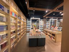 -新华书店(泉城路店)