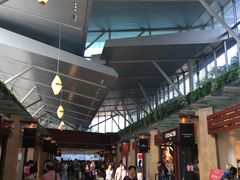 -东荟城名店仓