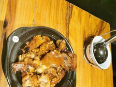 -野山舂·贵州现舂酸汤火锅(鸿通城店)