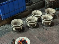 -威邵鸡煲(西华路总店)