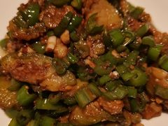 -爱碗亭·鲜炒湖南菜(壹城中心店)