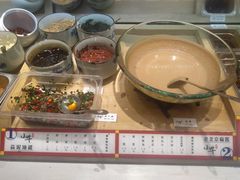 蘸料有方法-小牛海记潮汕牛肉店(永定路店)