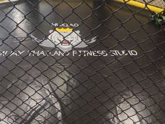 -思迈威健身(积玉桥万达店)