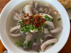 -岳记羊肠馆(陵园小区店)