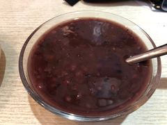 -爆炸头阿姨小四川正宗川味小吃(无任何分店)