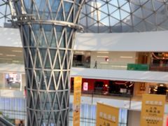 -LuOne凯德晶萃广场(徐家汇路店)