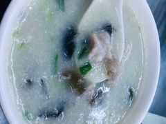 皮蛋瘦肉粥-穗银肠粉店(东川路店)
