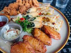 特选小吃拼盘-bluefrog蓝蛙(皇庭广场店)