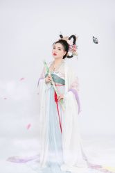-盘子女人坊古装写真摄影(厦门总店)