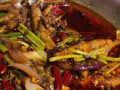 糯香鸭掌翅-休记光头香辣蟹干锅店(衣冠庙店)