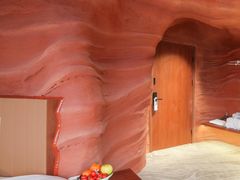 -幸栖洞穴设计酒店(成都春熙路店)