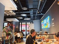 -老街烧烤大排档·地道湖北菜·龙虾馆(汉口火车站店)