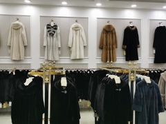 -肃宁华斯国际裘皮城