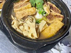 -红帽子炒饭(南关民族风味一条街店)