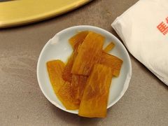 -锅飘飘·东北铁锅炖(雨花客厅店)