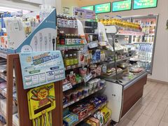 -全家便利店(秀沿路二店)