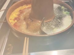 -洞庭洲·防空洞火锅·铜锅涮肉·烧烤(新百广场店)