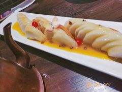 -东口码头·烧鸽子·鱼头泡饼·地方菜(金鹰悦城店)