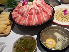 -泓炙颐凤鲜海鲜火锅料理(桐乡店)