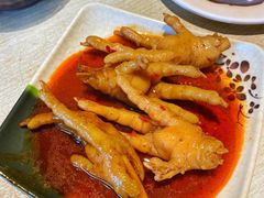 -爆炸头阿姨小四川正宗川味小吃(无任何分店)