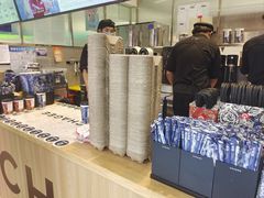 -霸王茶姬(上海静安大悦城店)