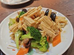 -老北京胡同味道二荤铺(酒仙桥店)