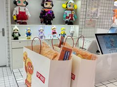 -泡泡玛特POPMART(上海环球港店)