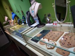 -HeyJewel全球独立设计师原创首饰集合店