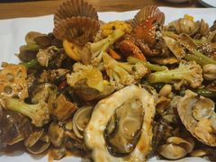 -东来菜馆•手抓海鲜家常菜•海鲜锅贴(鸽子窝店)