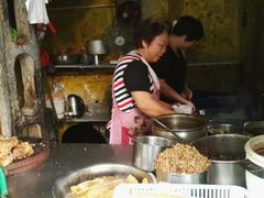 -阿婆米粉店