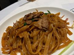 干炒牛河-稻香酒家·34年老字号·港式粤菜(汉街店)