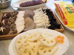 土豆藕片白萝卜-蝎王府羊蝎子(北大地店)