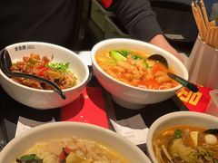 -蒙自源米线大王(东站店)