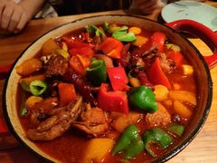 特色大盘鸡-阿里家·新疆烤肉酒場 by MIG