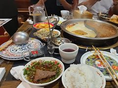 -沸炉重庆老火锅(军事博物馆店)