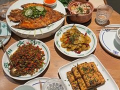 -一坐一忘云南菜(嘉里中心店)