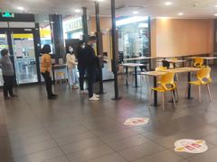 大堂-麦当劳(石坝服务区店)