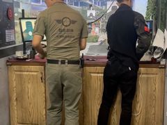 -都市枪神实弹射击俱乐部