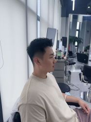 -DK SALON连锁专业烫染接发店
