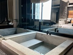 -Yolo私汤温泉设计师酒店(重庆南滨路店)