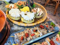 -慢丽江·云南野生菌土鸡锅(西山店)