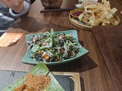 -良米山·云南野生菌过桥米线(上海首店)